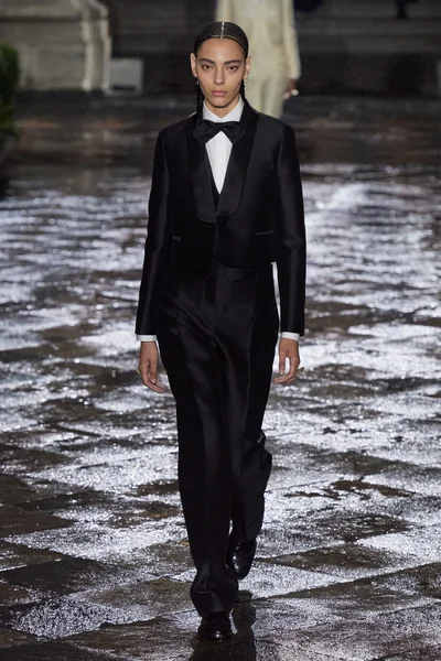 Look 90